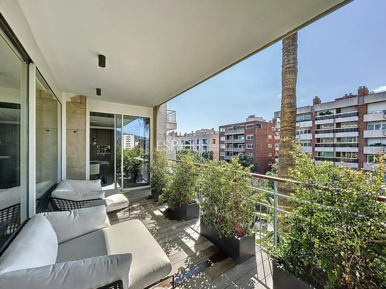 Espectacular piso de diseño en Via Augusta