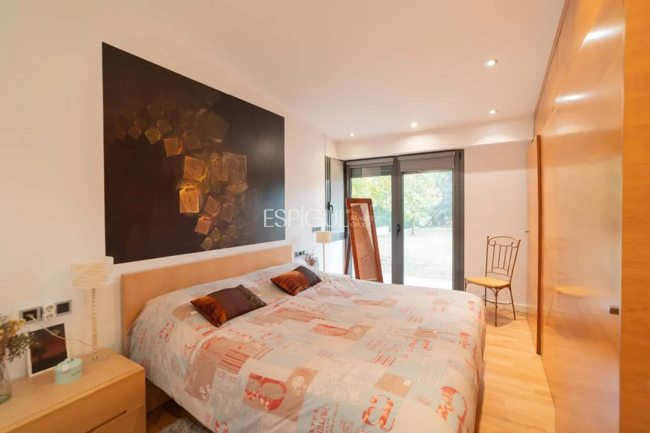 Espléndida casa en Llambillas