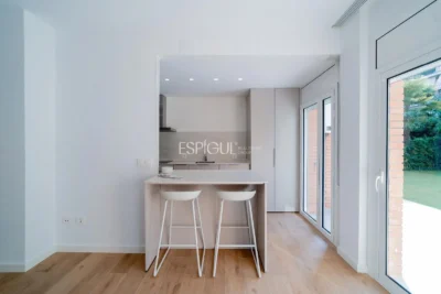 Excelente planta baja con jardín en la Devesa de Girona