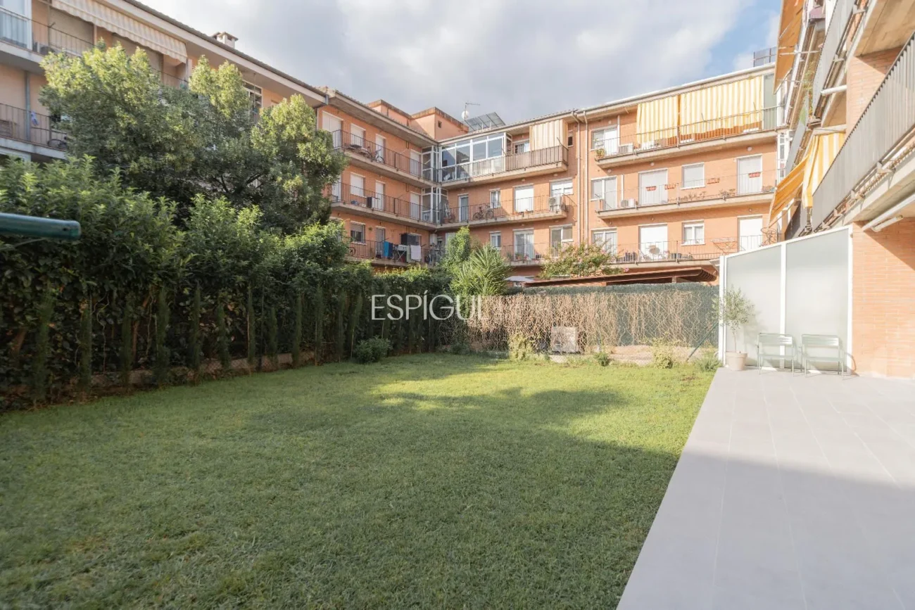 Excelente planta baja con jardín en la Devesa de Girona