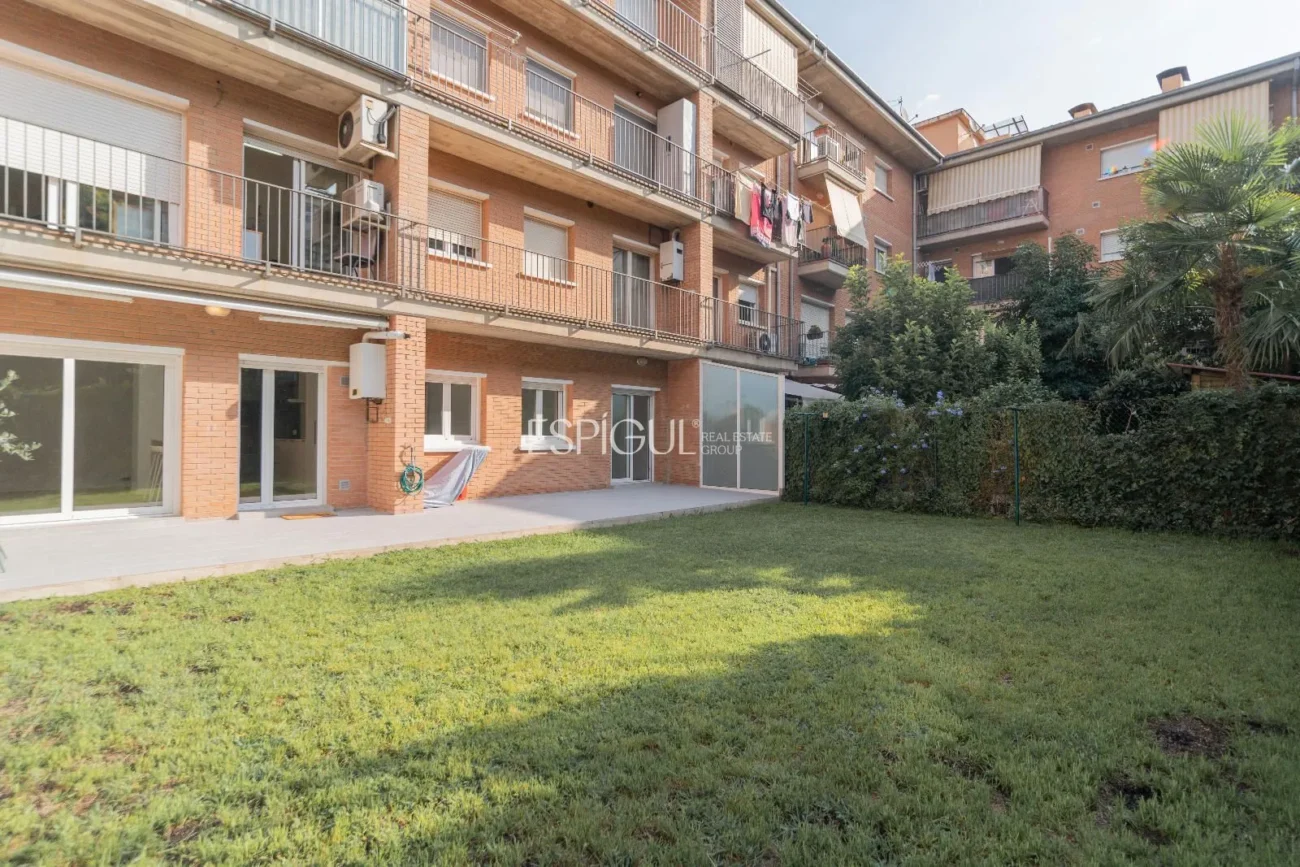 Excelente planta baja con jardín en la Devesa de Girona