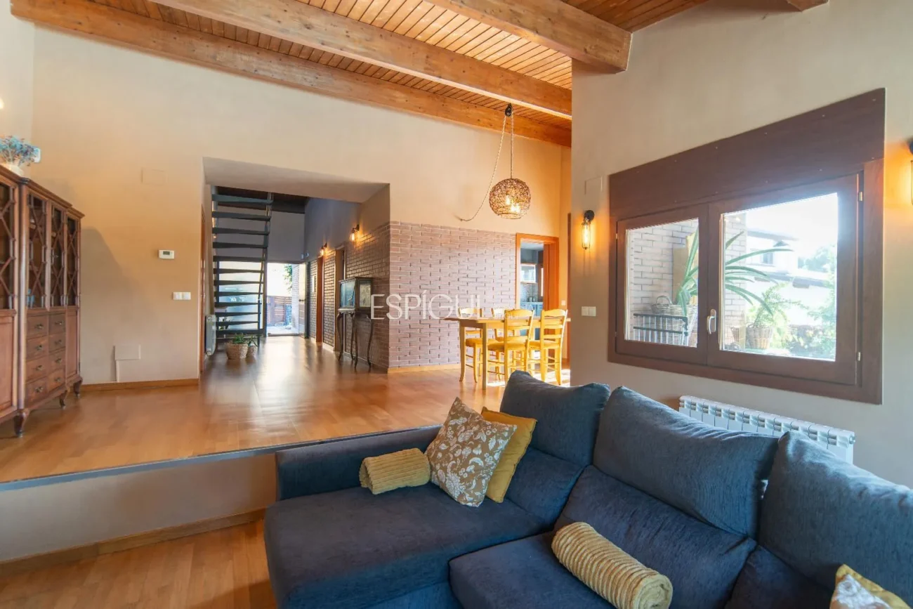 Außergewöhnliches Haus auf dem Golfplatz Girona