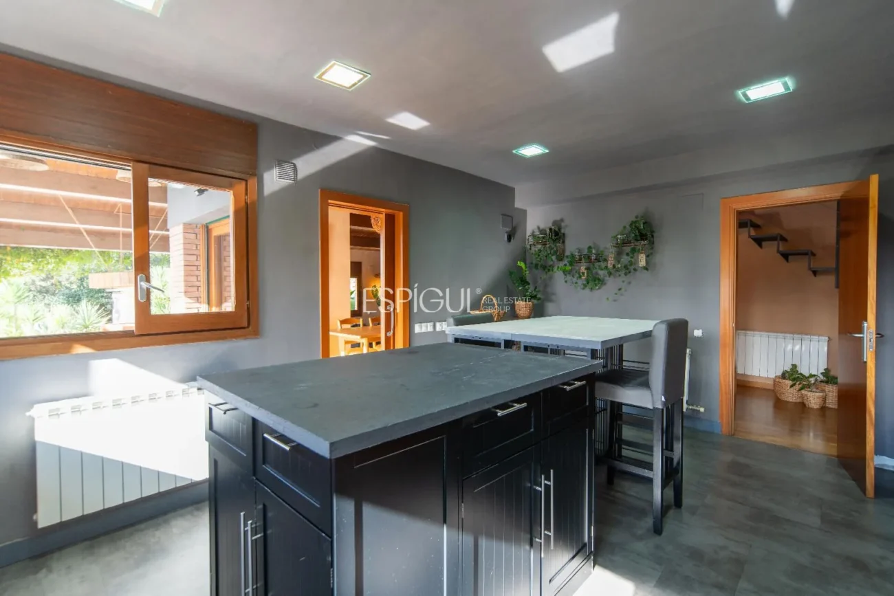 Außergewöhnliches Haus auf dem Golfplatz Girona