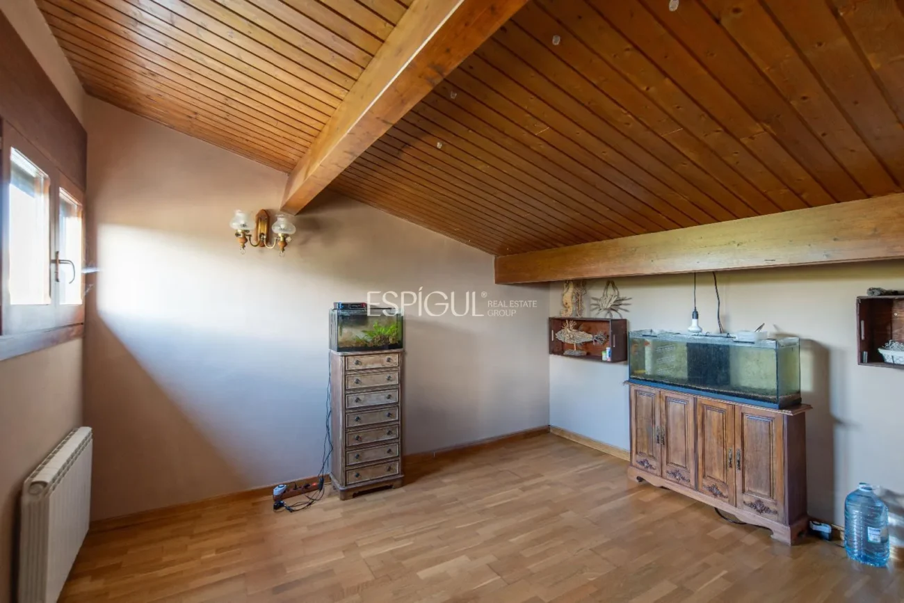 Außergewöhnliches Haus auf dem Golfplatz Girona