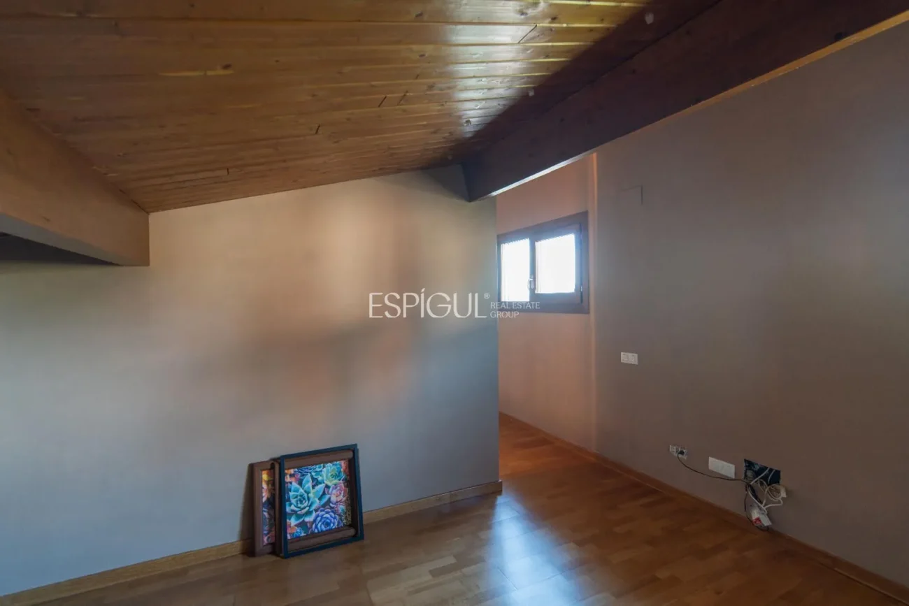 Außergewöhnliches Haus auf dem Golfplatz Girona