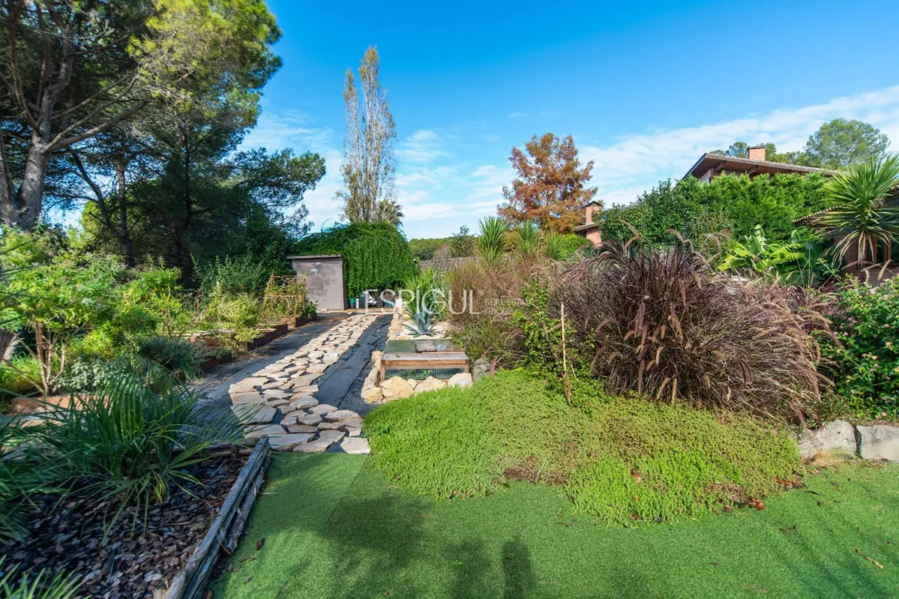 Außergewöhnliches Haus auf dem Golfplatz Girona