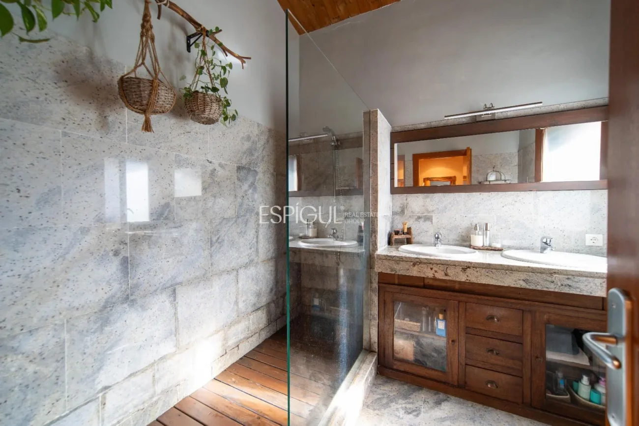 Außergewöhnliches Haus auf dem Golfplatz Girona