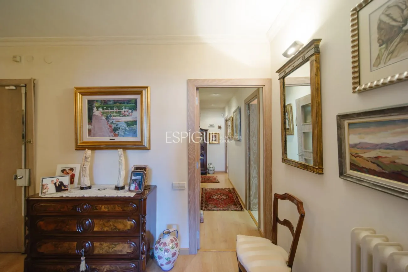 Excepcional piso en Plaza Marquès de Camps