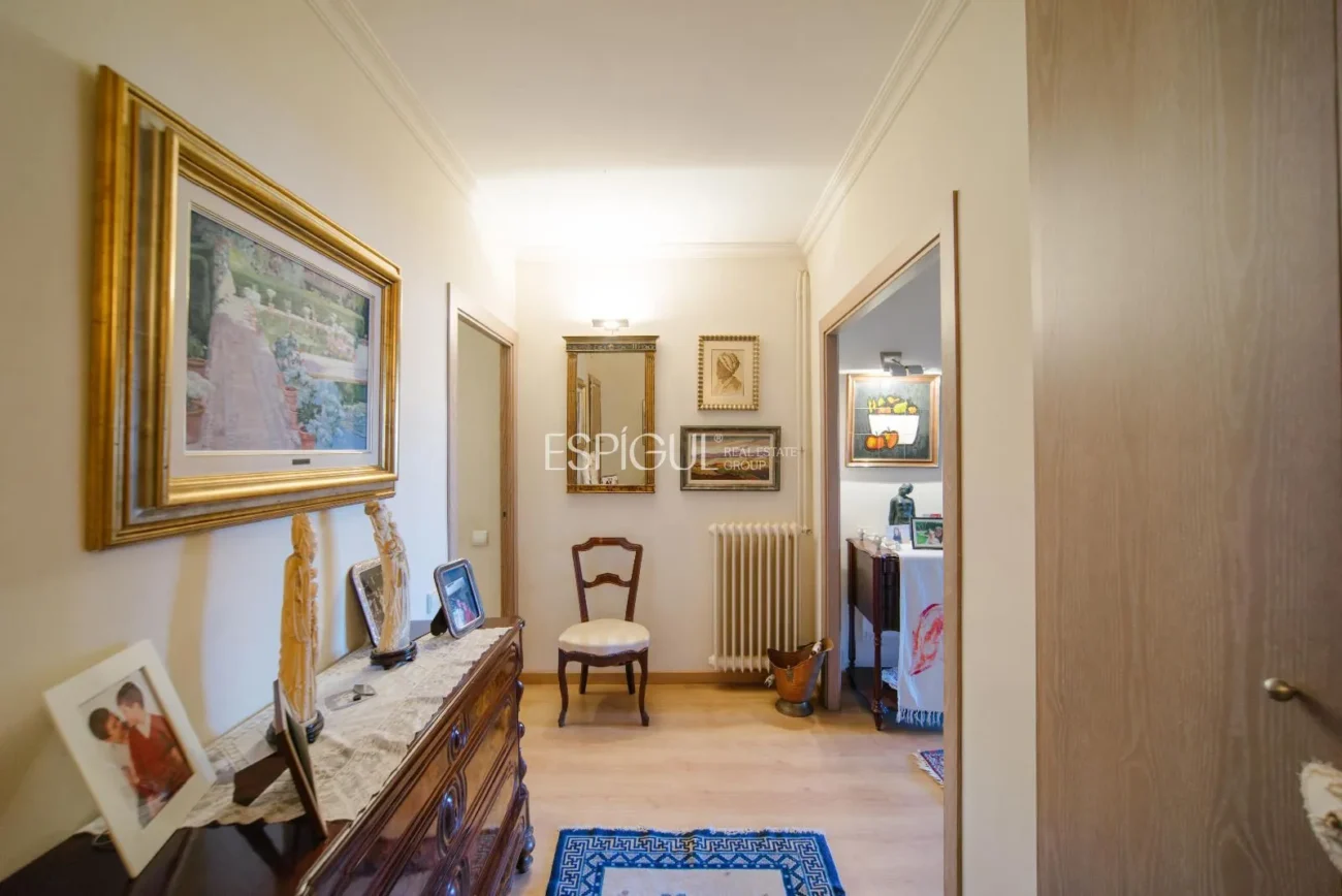 Excepcional piso en Plaza Marquès de Camps