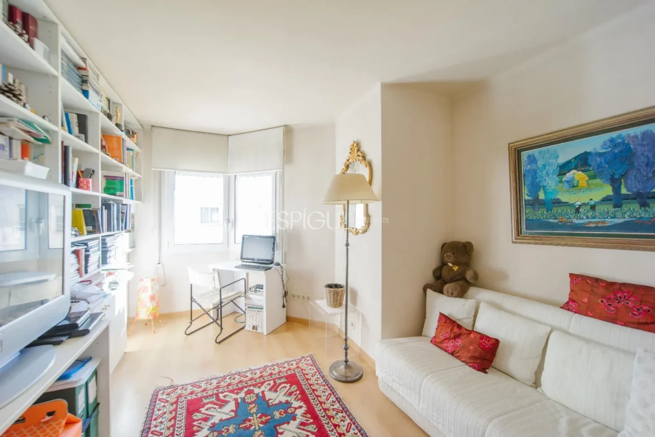 Excepcional piso en Plaza Marquès de Camps