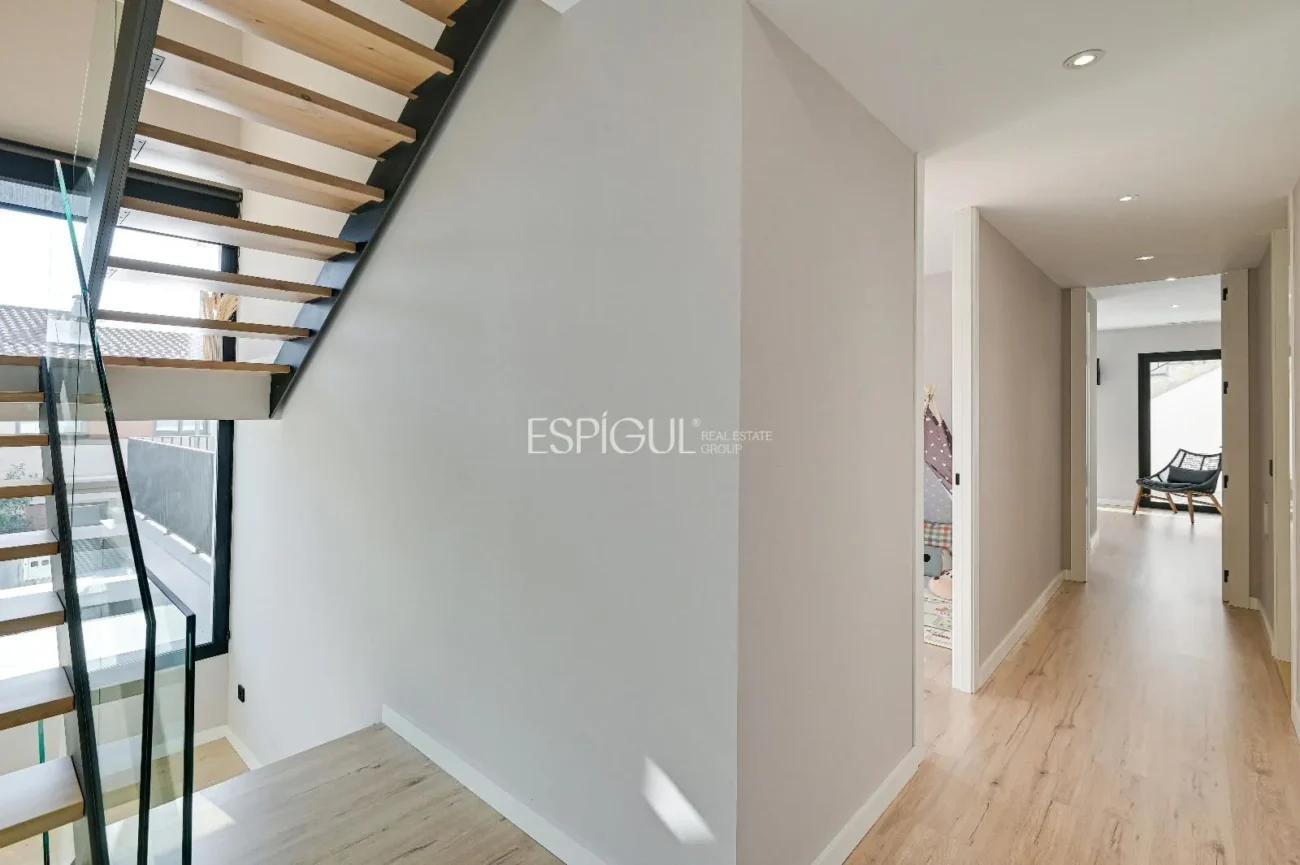 Exclusiva casa con vistas al mar y piscina privada en Santa Susanna