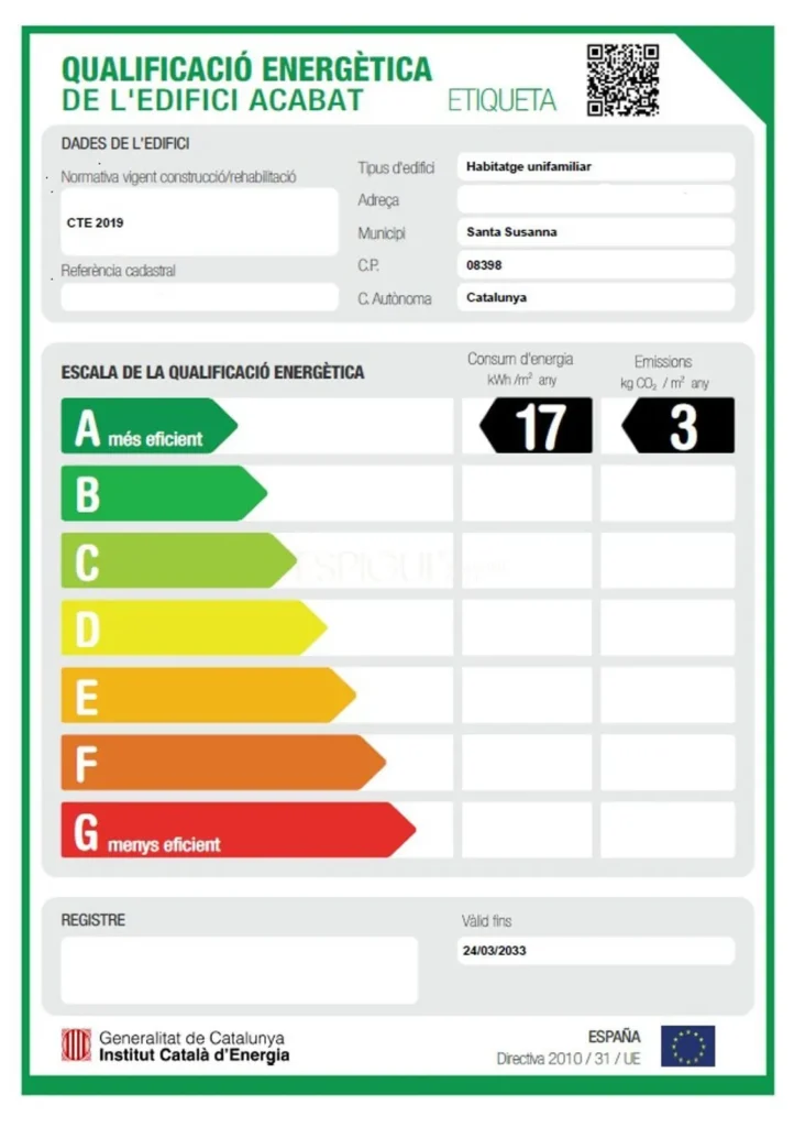 Exclusiva casa con vistas al mar y piscina privada en Santa Susanna