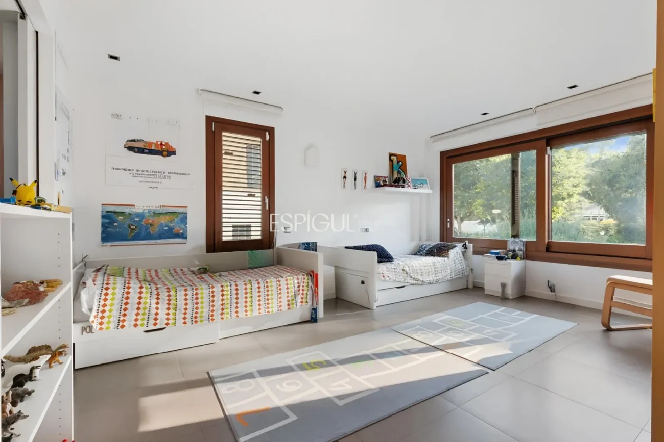 Exclusiva casa de disseny en venda al golf de Sant Cugat