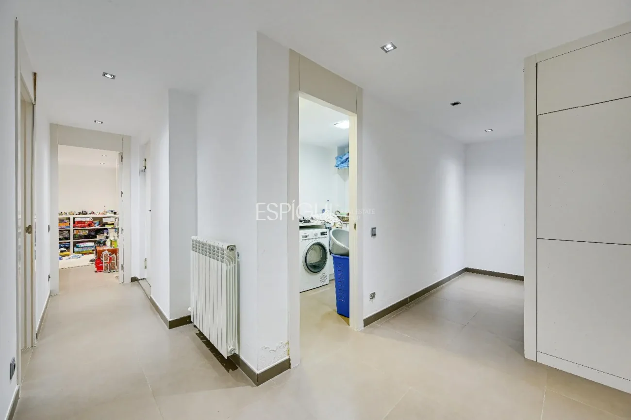 Exclusiva casa de disseny en venda al golf de Sant Cugat