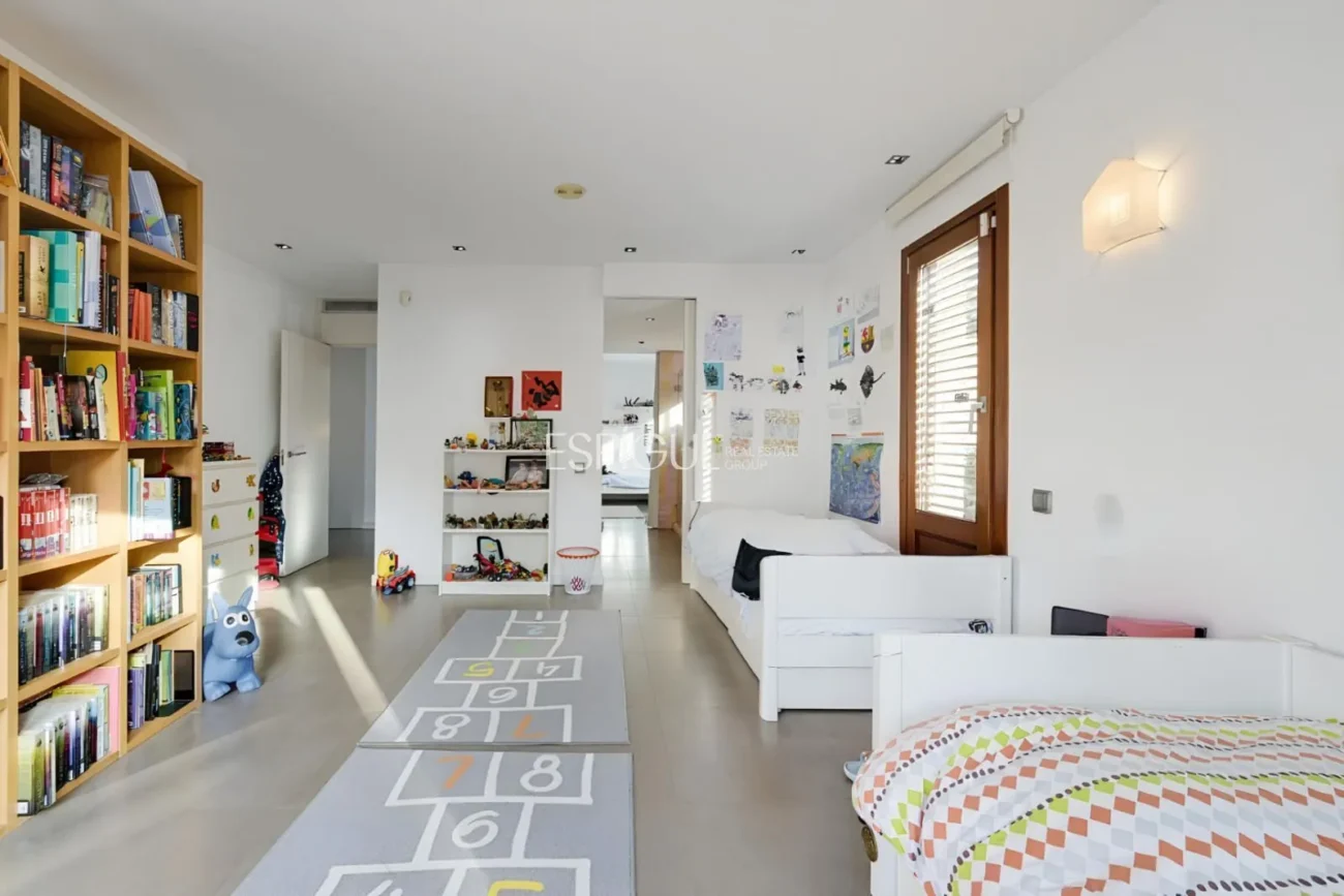 Exclusiva casa de disseny en venda al golf de Sant Cugat