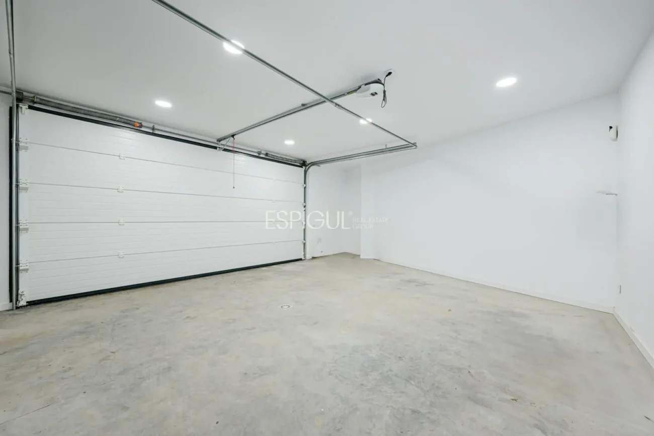 Exclusiva casa unifamiliar de obra nueva en Can Quirze, Mataró