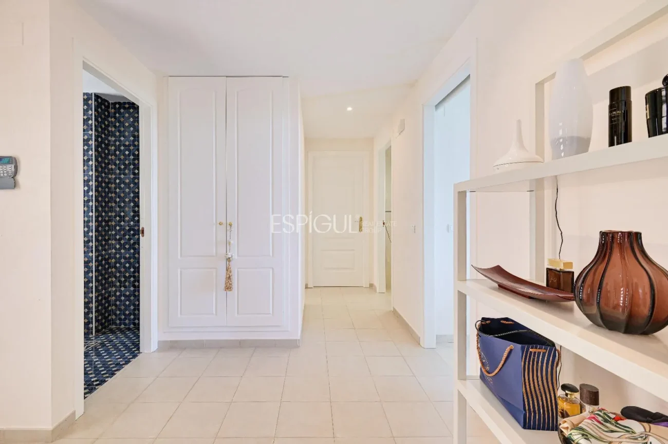 Эксклюзивная вилла с бассейном и панорамным видом в Плайя-де-Аро