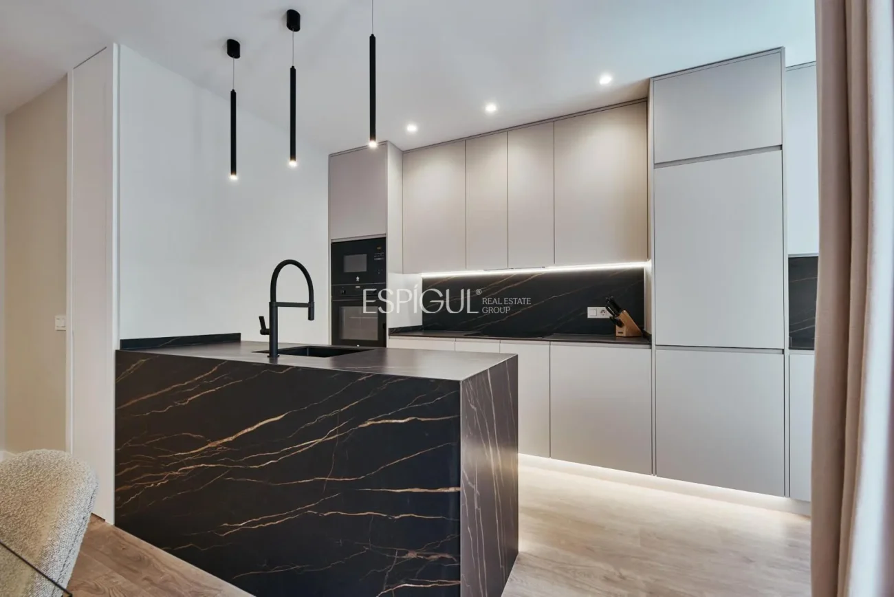 Exclusiva vivienda exterior en Calle Alcántara