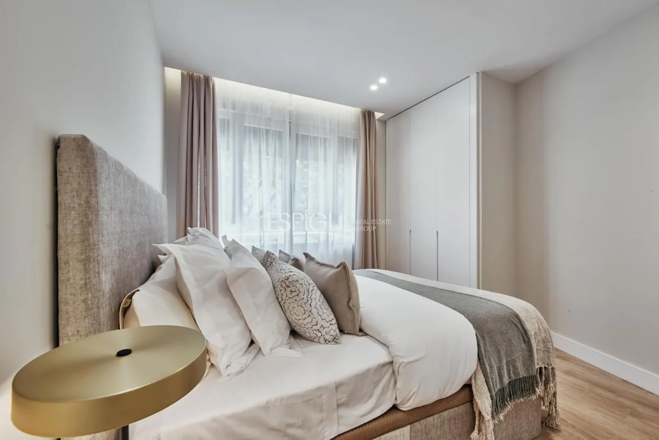 Exclusiva vivienda exterior en Calle Alcántara