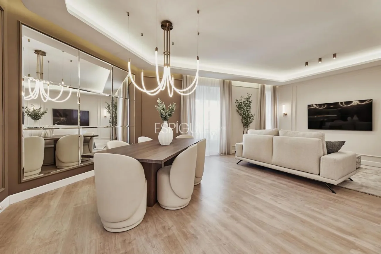 Exclusive Luxury Apartment in Juan Bravo, Salamanca District