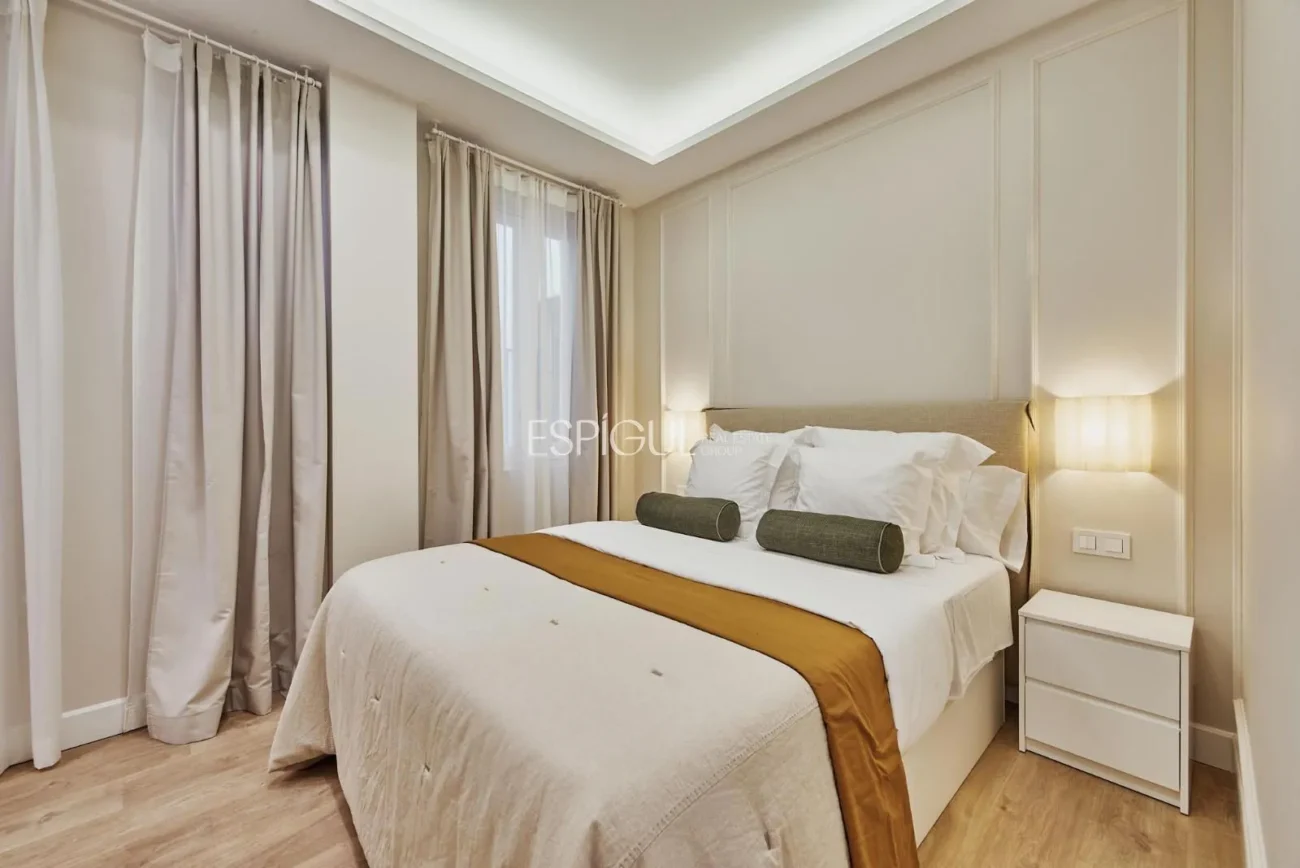 Exclusive Luxury Apartment in Juan Bravo, Salamanca District