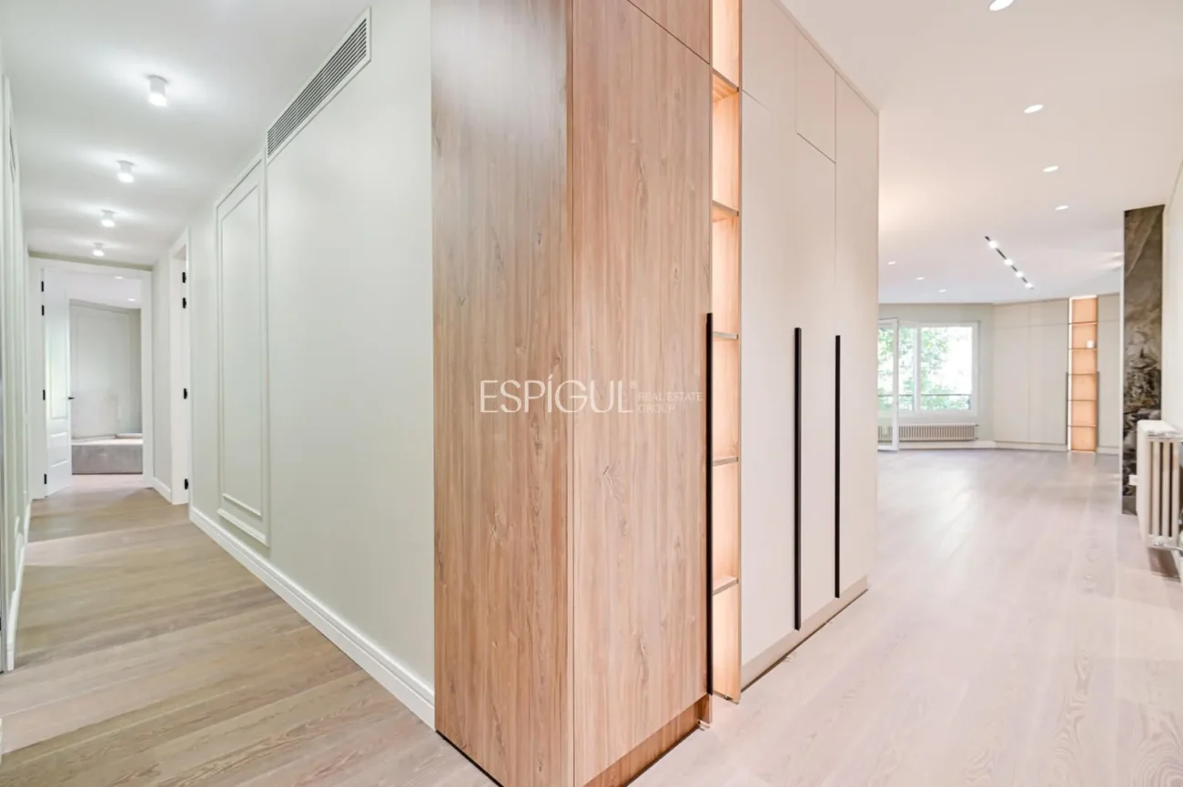 Exclusivo piso en venta en Calle Bruc, Barcelona