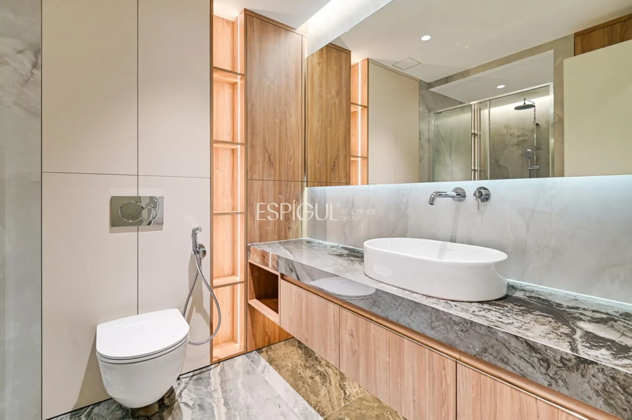 Exclusivo piso en venta en Calle Bruc, Barcelona