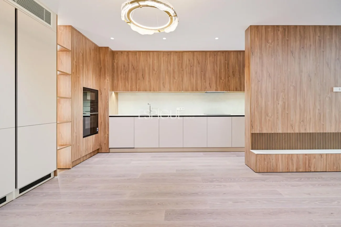 Exclusivo piso en venta en Calle Bruc, Barcelona