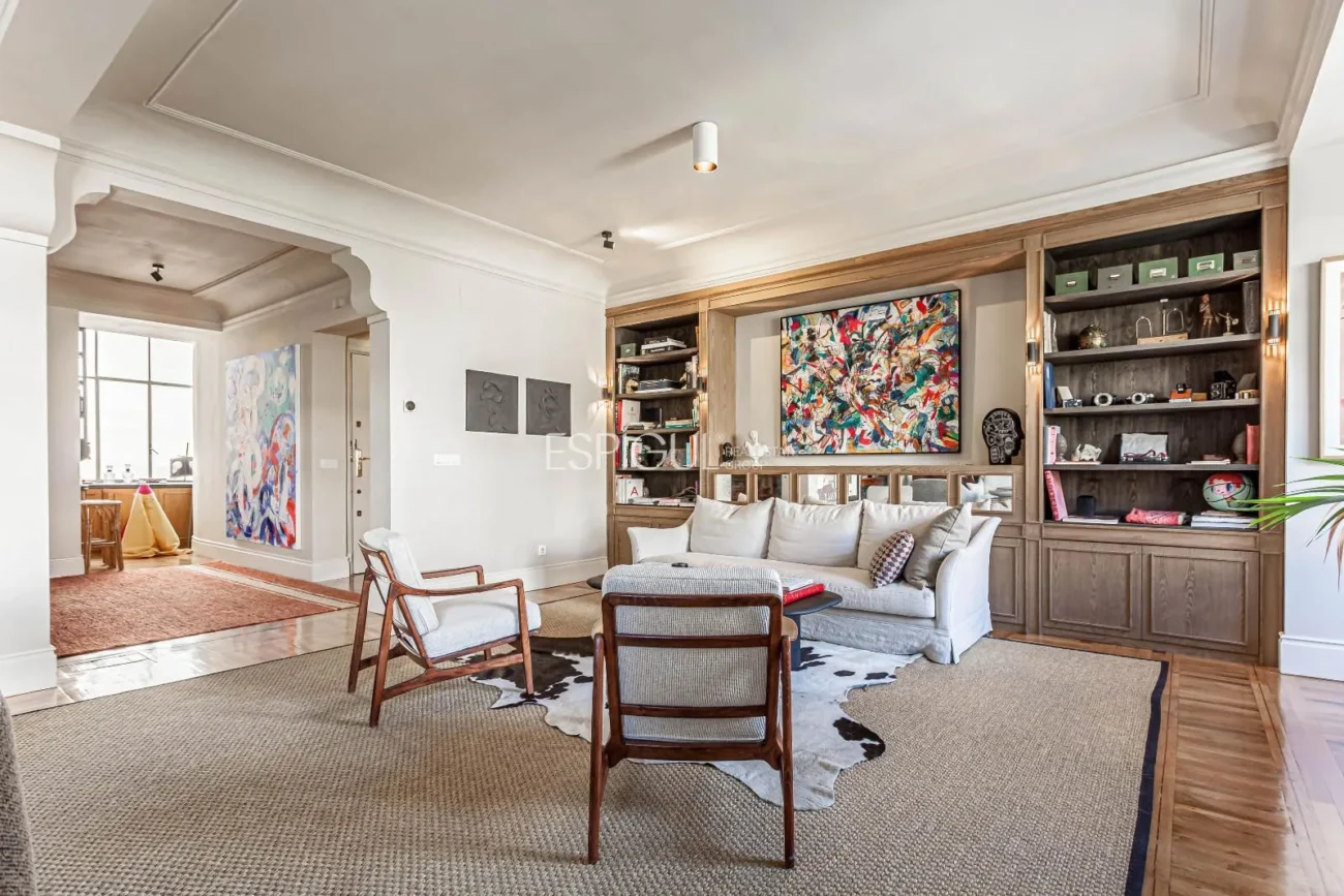 Exclusivo piso exterior en Almagro