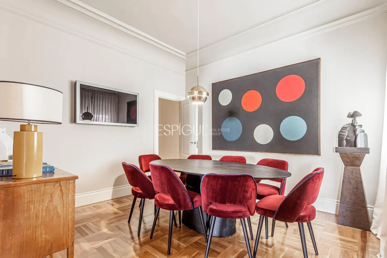 Exclusivo piso exterior en Almagro