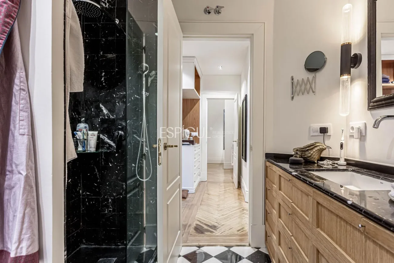 Exclusivo piso exterior en Almagro