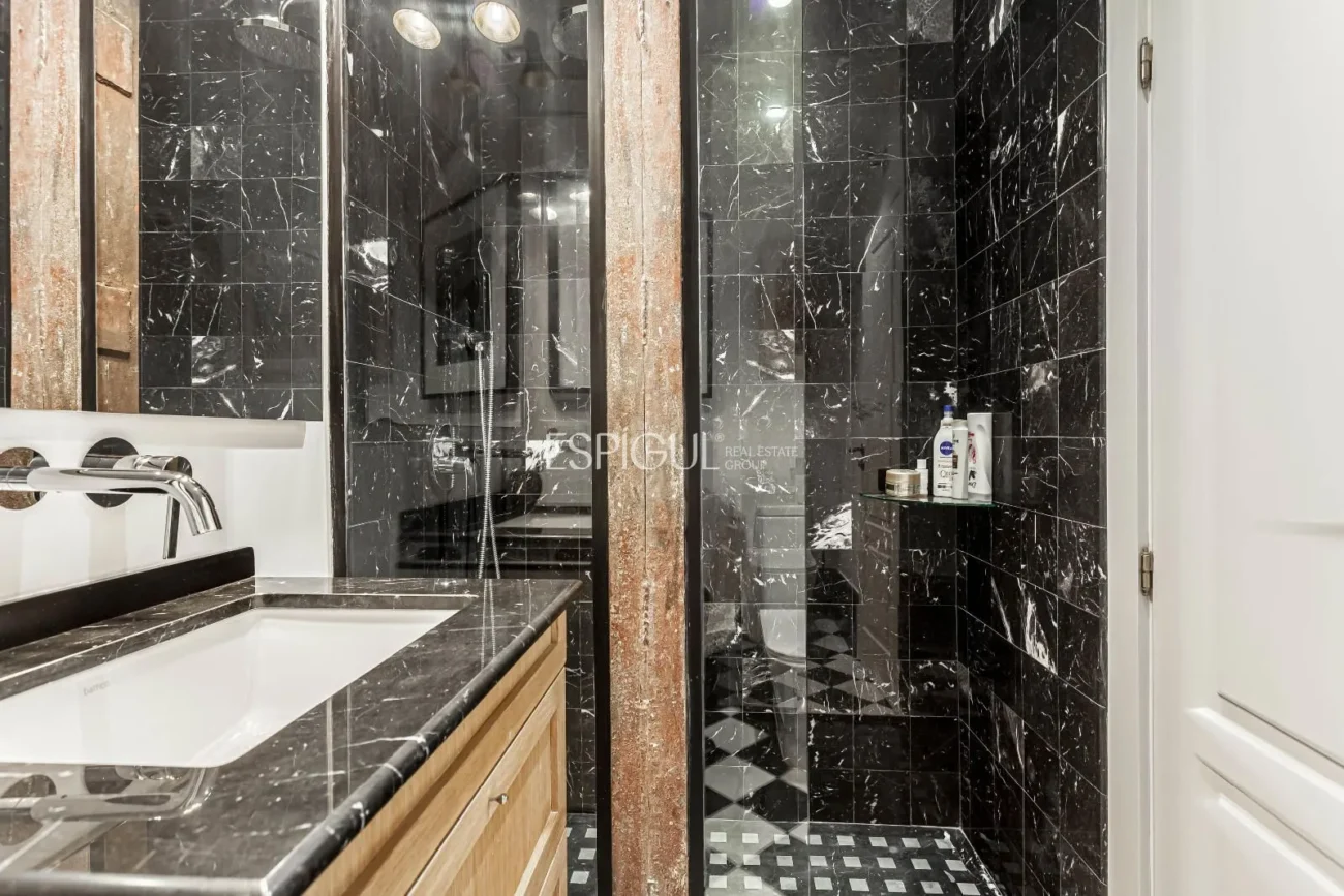 Exclusivo piso exterior en Almagro