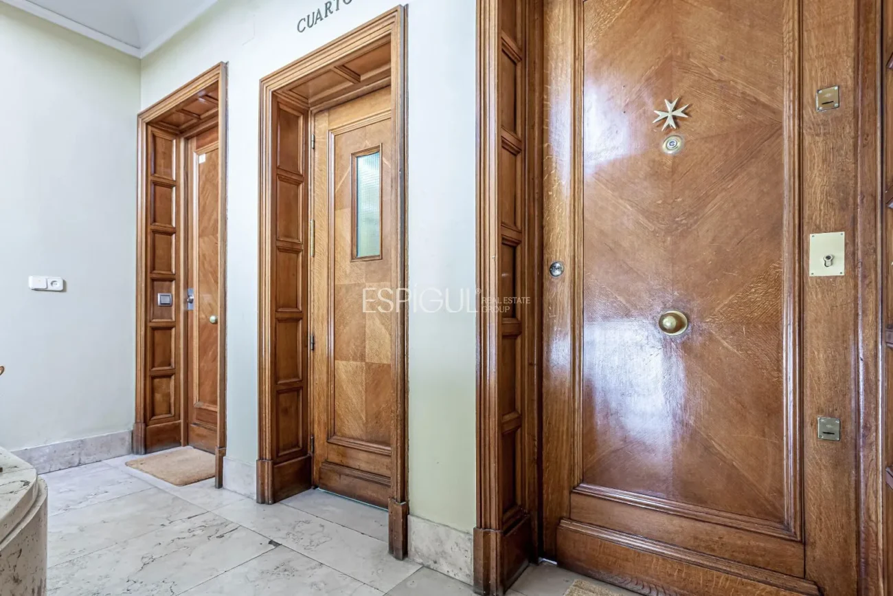 Exclusivo piso exterior en Almagro