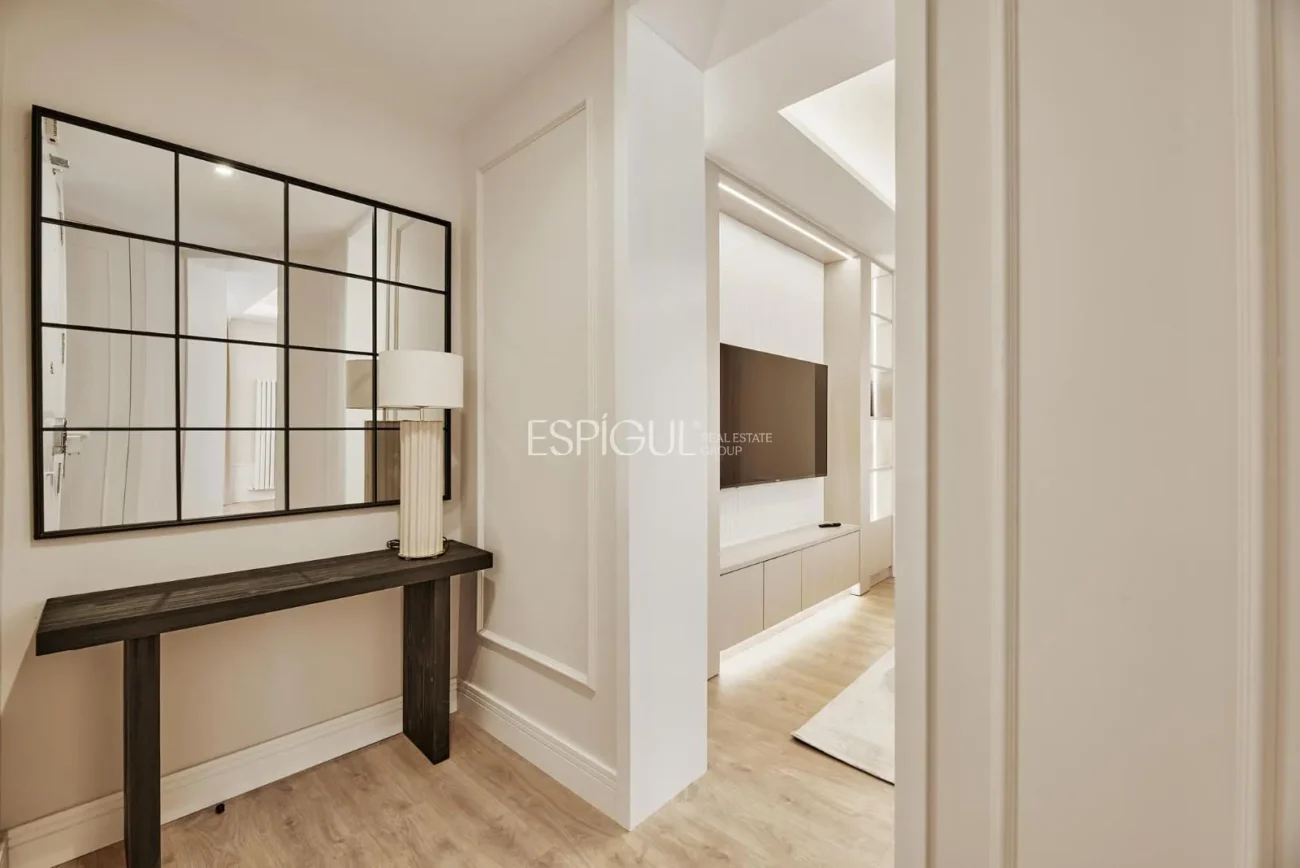 Exclusivo piso exterior en Calle Goya