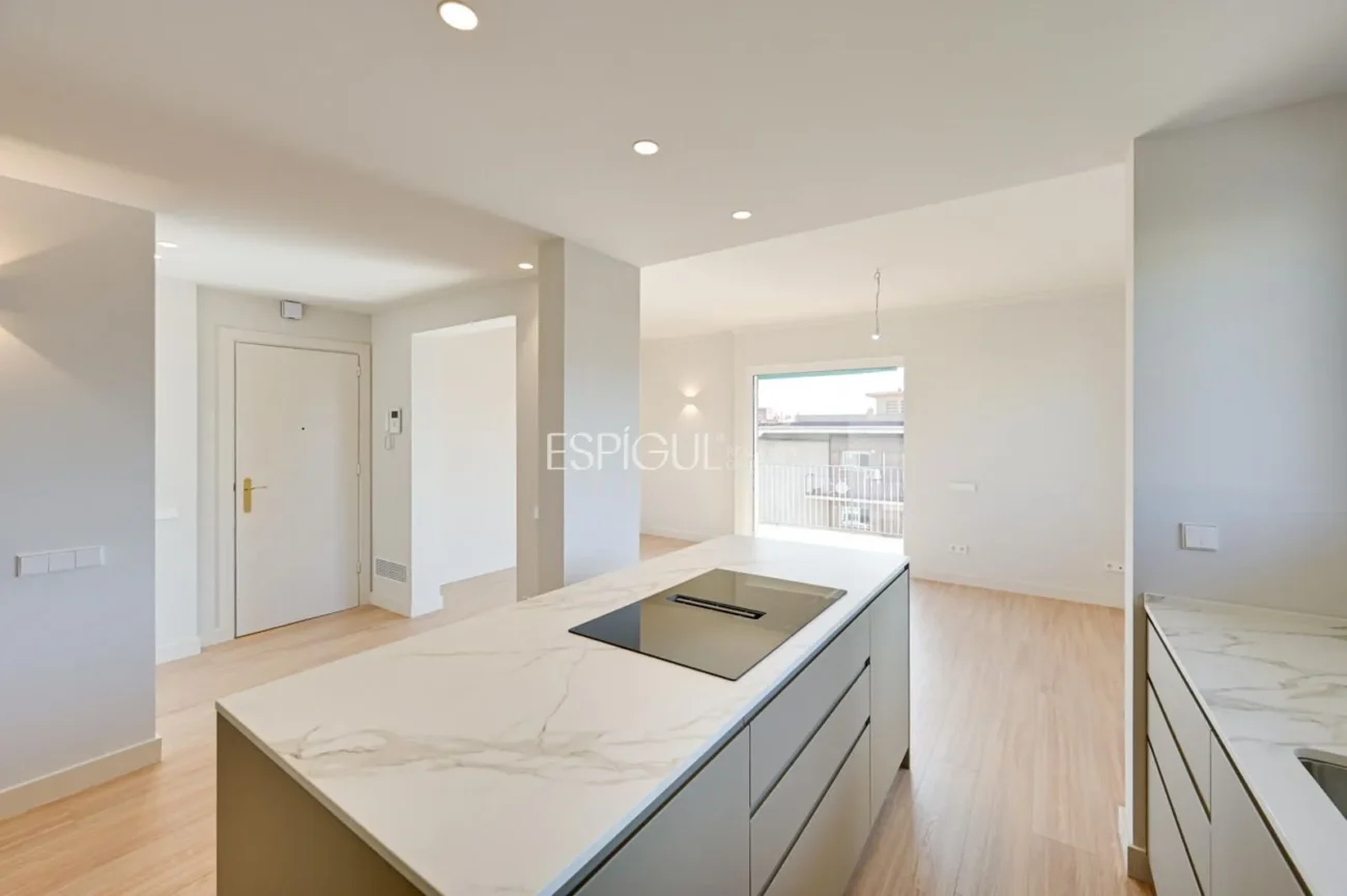 Exclusivo piso reformado con terrazas en Passeig de Sant Joan, Barcelona