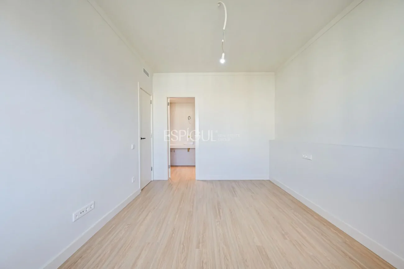 Exclusivo piso reformado con terrazas en Passeig de Sant Joan, Barcelona