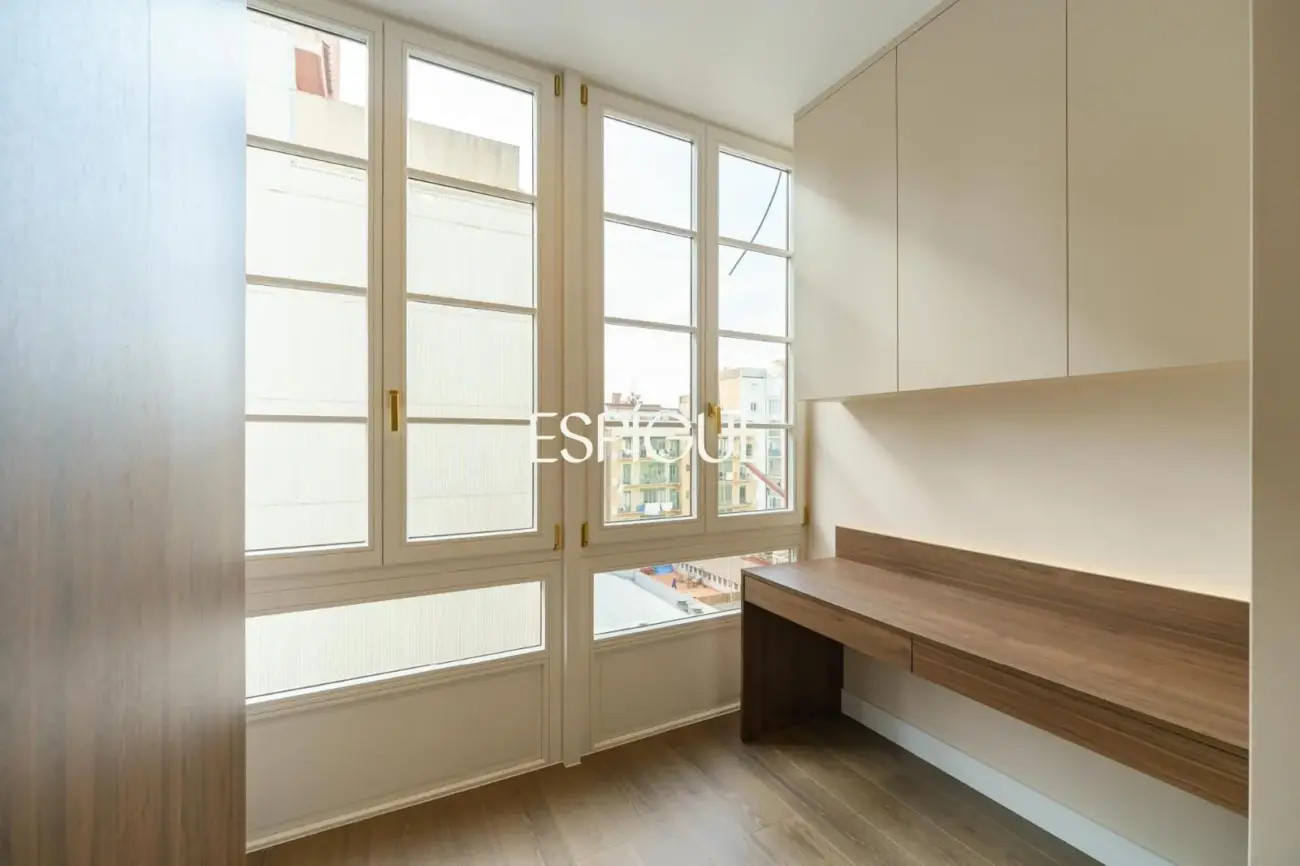 Exclusiu pis reformat en venda al carrer d’Aragó, la Dreta de l’Eixample