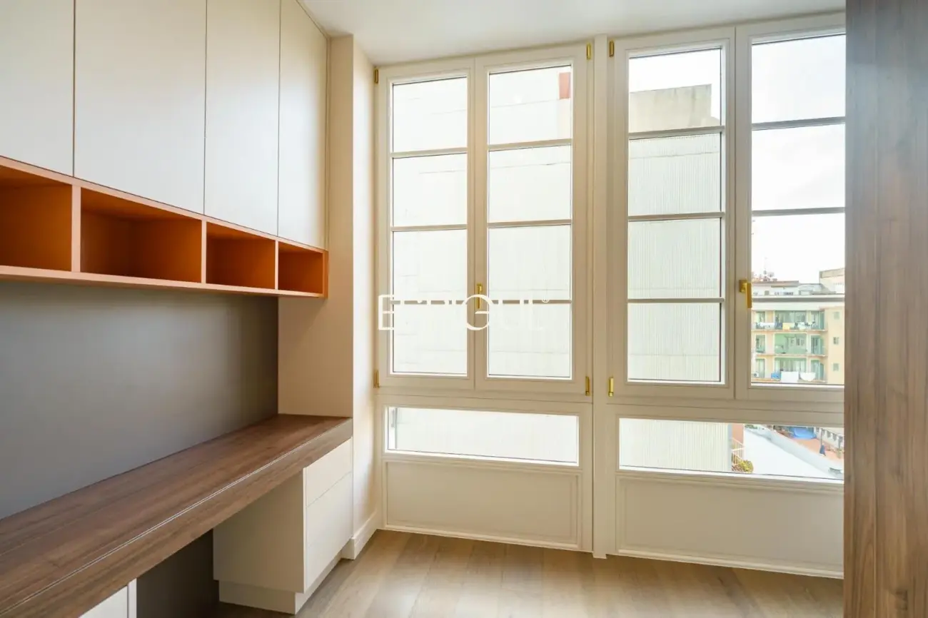 Exclusiu pis reformat en venda al carrer d’Aragó, la Dreta de l’Eixample