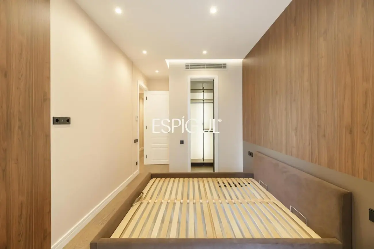 Exclusiu pis reformat en venda al carrer d’Aragó, la Dreta de l’Eixample