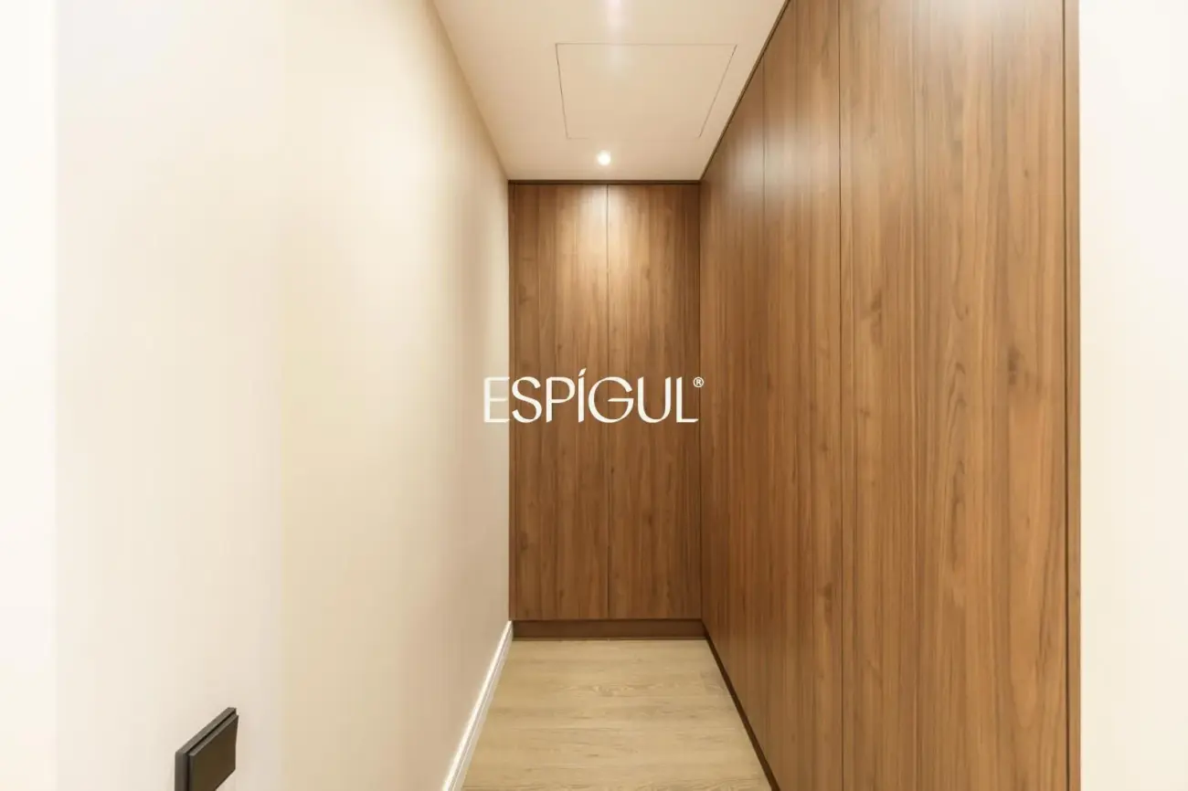 Exclusiu pis reformat en venda al carrer d’Aragó, la Dreta de l’Eixample