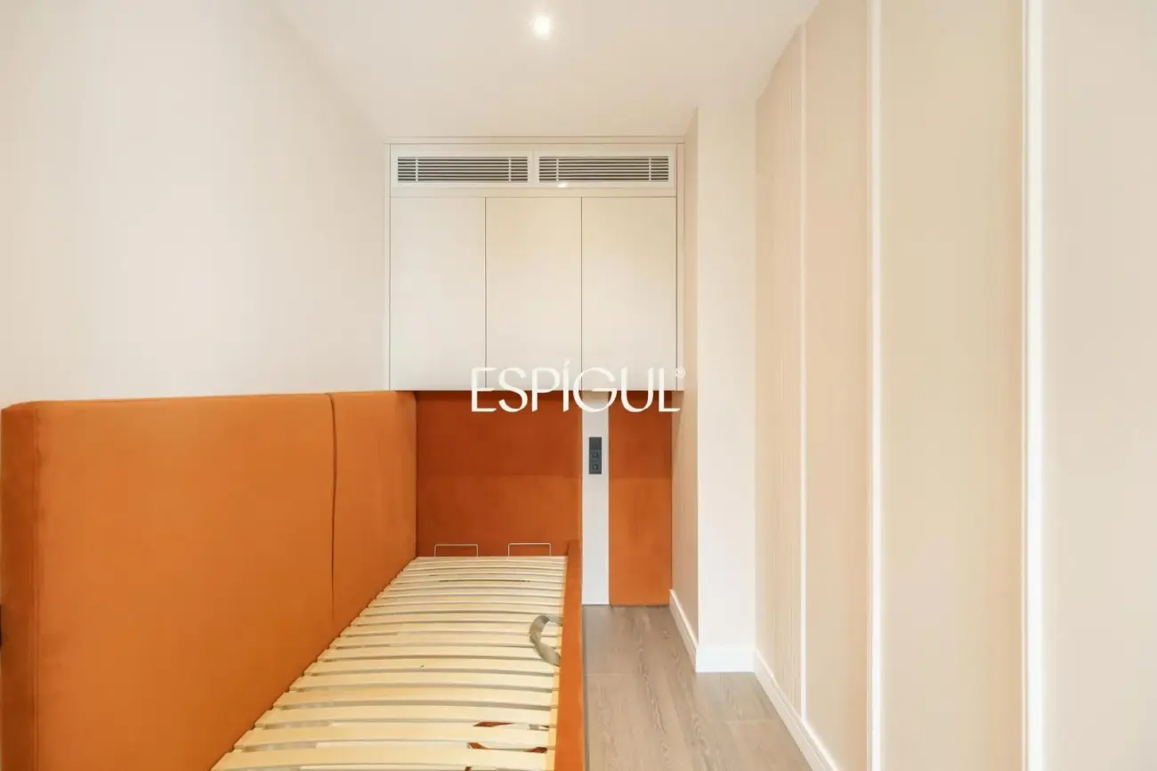 Exclusiu pis reformat en venda al carrer d’Aragó, la Dreta de l’Eixample