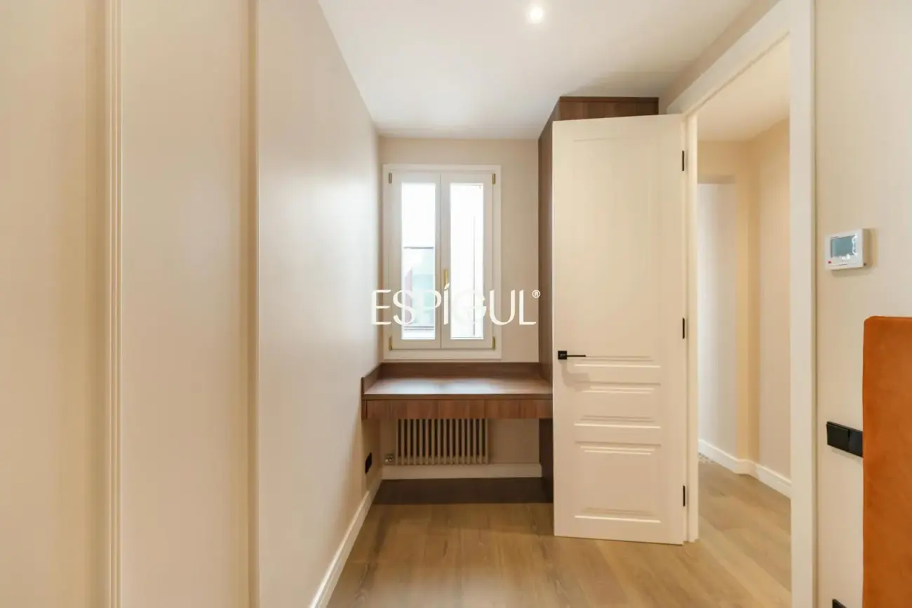 Exclusiu pis reformat en venda al carrer d’Aragó, la Dreta de l’Eixample