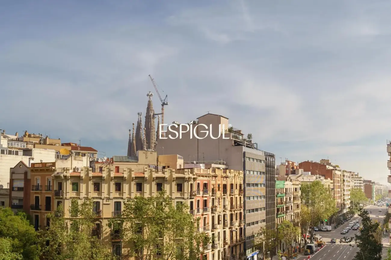 Exclusiu pis reformat en venda al carrer d’Aragó, la Dreta de l’Eixample