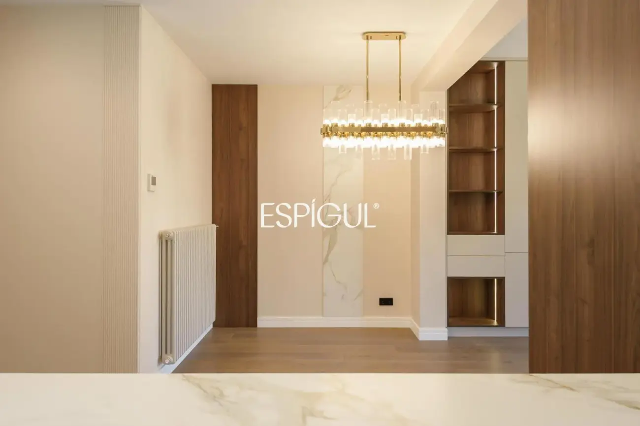 Exclusiu pis reformat en venda al carrer d’Aragó, la Dreta de l’Eixample