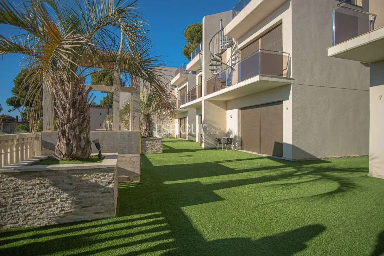 Hotel de 5 estrellas a la venta en Platja d’Aro