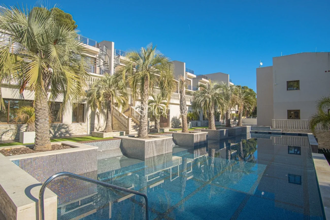 Hotel de 5 estrellas a la venta en Platja d’Aro