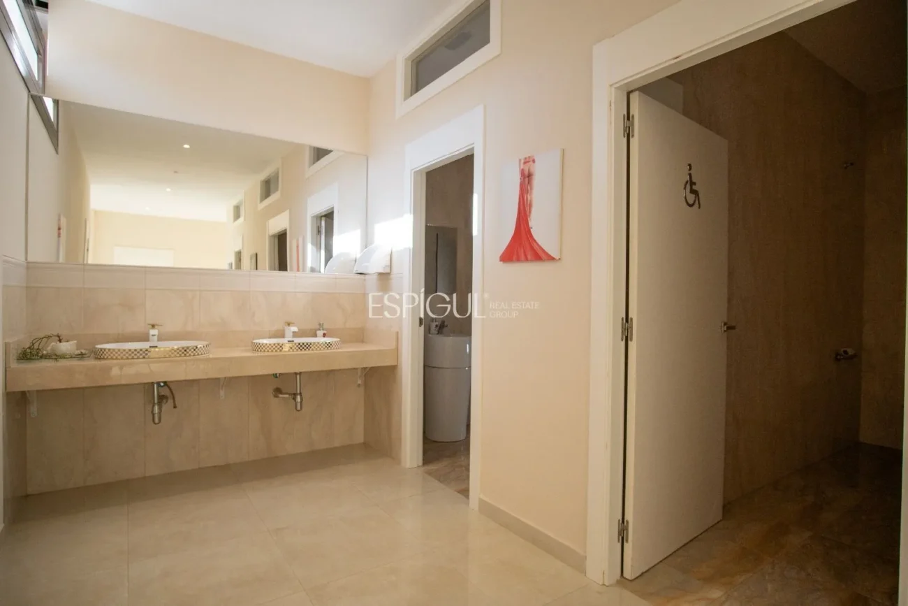 Hotel de 5 estrellas a la venta en Platja d’Aro