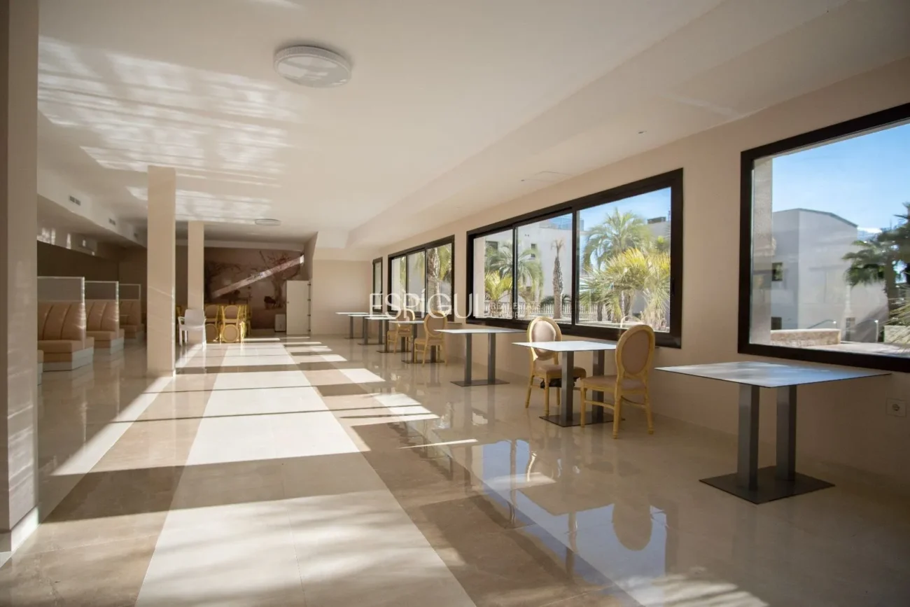 Hotel de 5 estrellas a la venta en Platja d’Aro