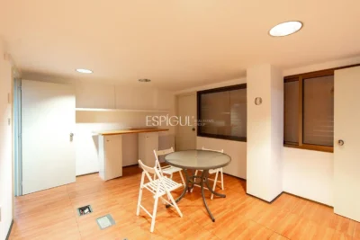 Local comercial a 300 m de la platja de Palamós