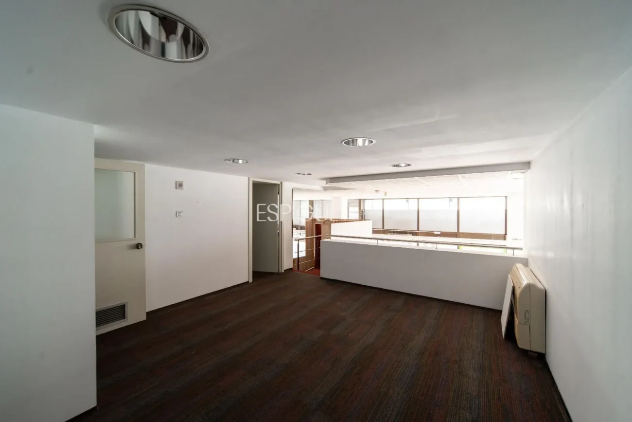 Local comercial a 300 m de la platja de Palamós